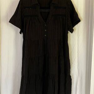 Black Short-Sleeve Tiered Women's Dress